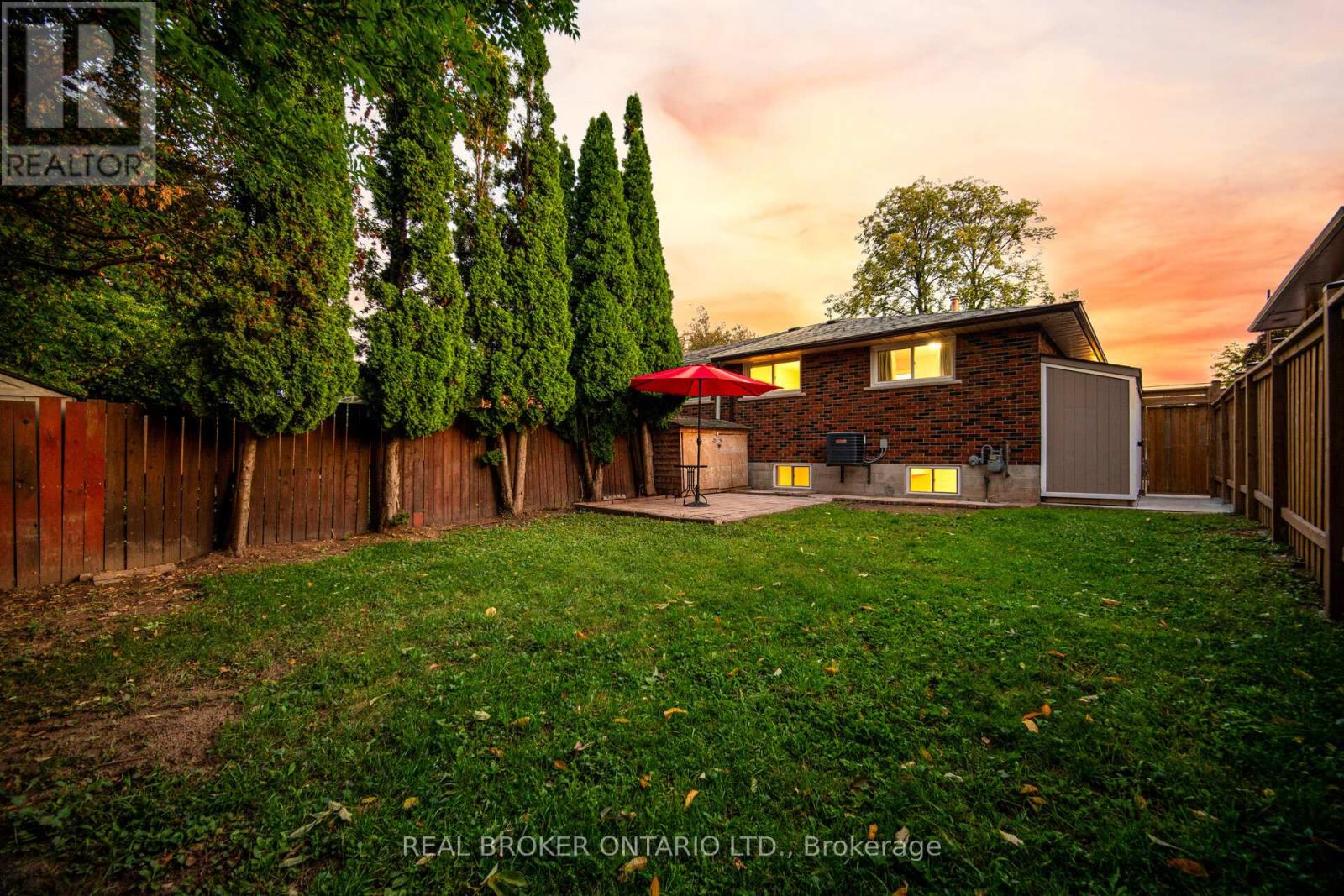66 Gainsborough Road, Hamilton, Ontario  L8E 1E1 - Photo 39 - X12436140