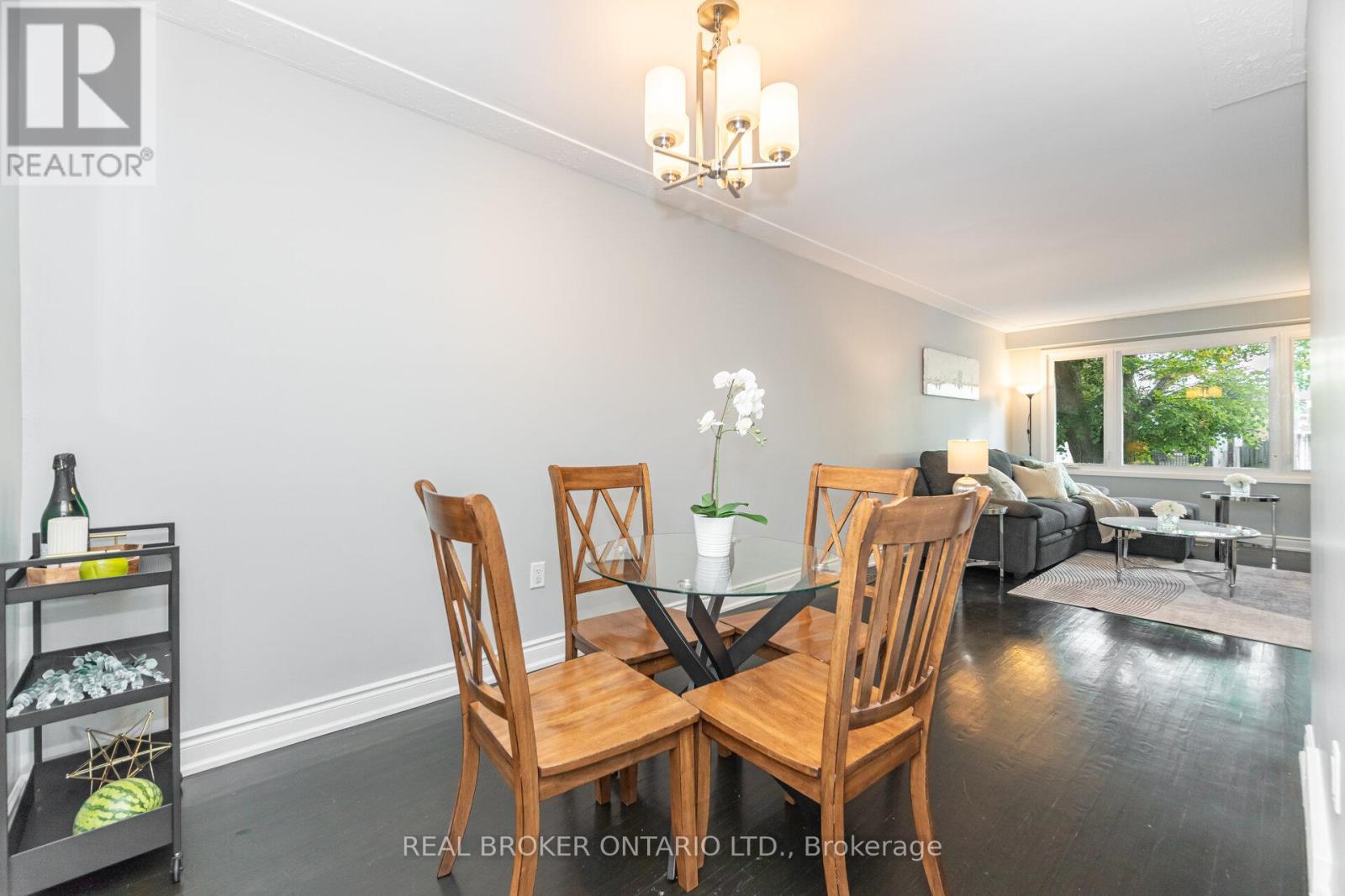66 Gainsborough Road, Hamilton, Ontario  L8E 1E1 - Photo 11 - X12436140