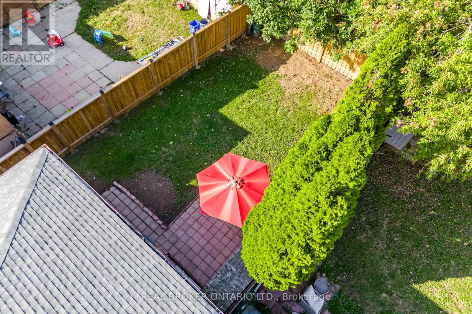 66 Gainsborough Road, Hamilton, Ontario  L8E 1E1 - Photo 45 - X12436140