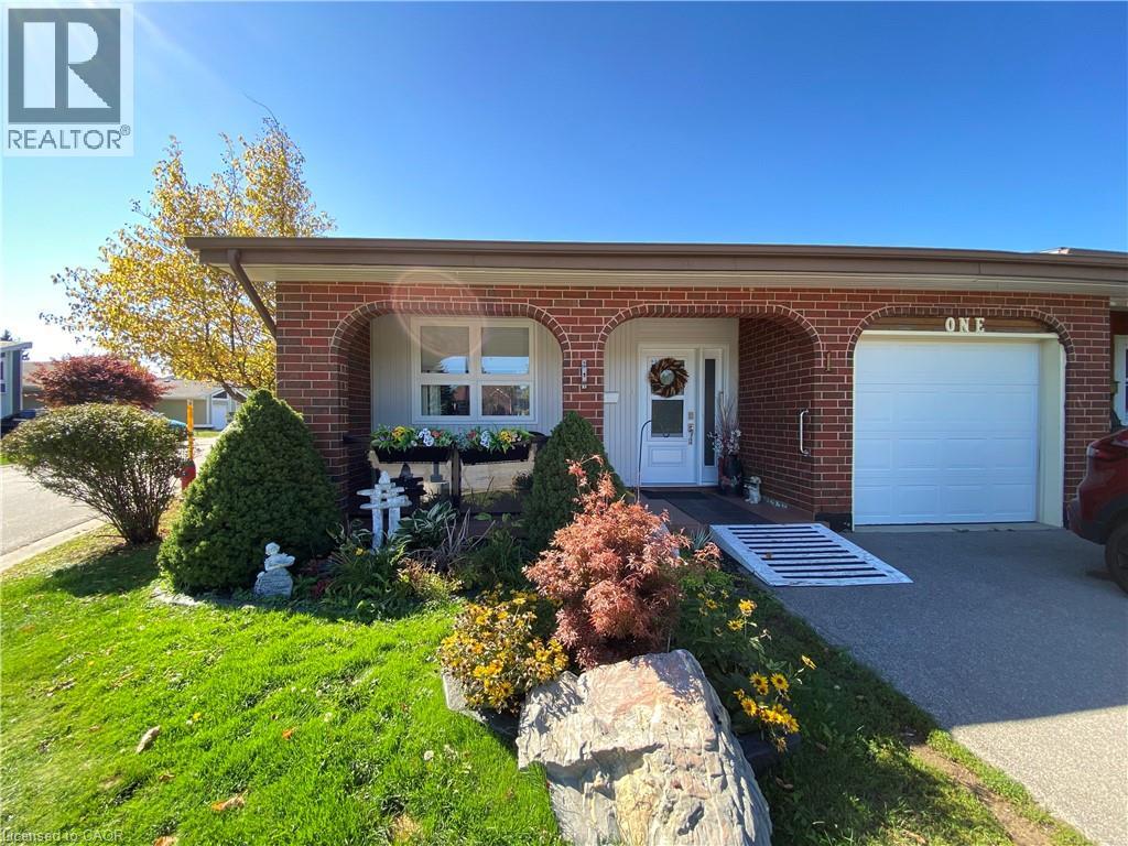 1 MONSIGNOR HENKEY Terrace, Hamilton, Ontario