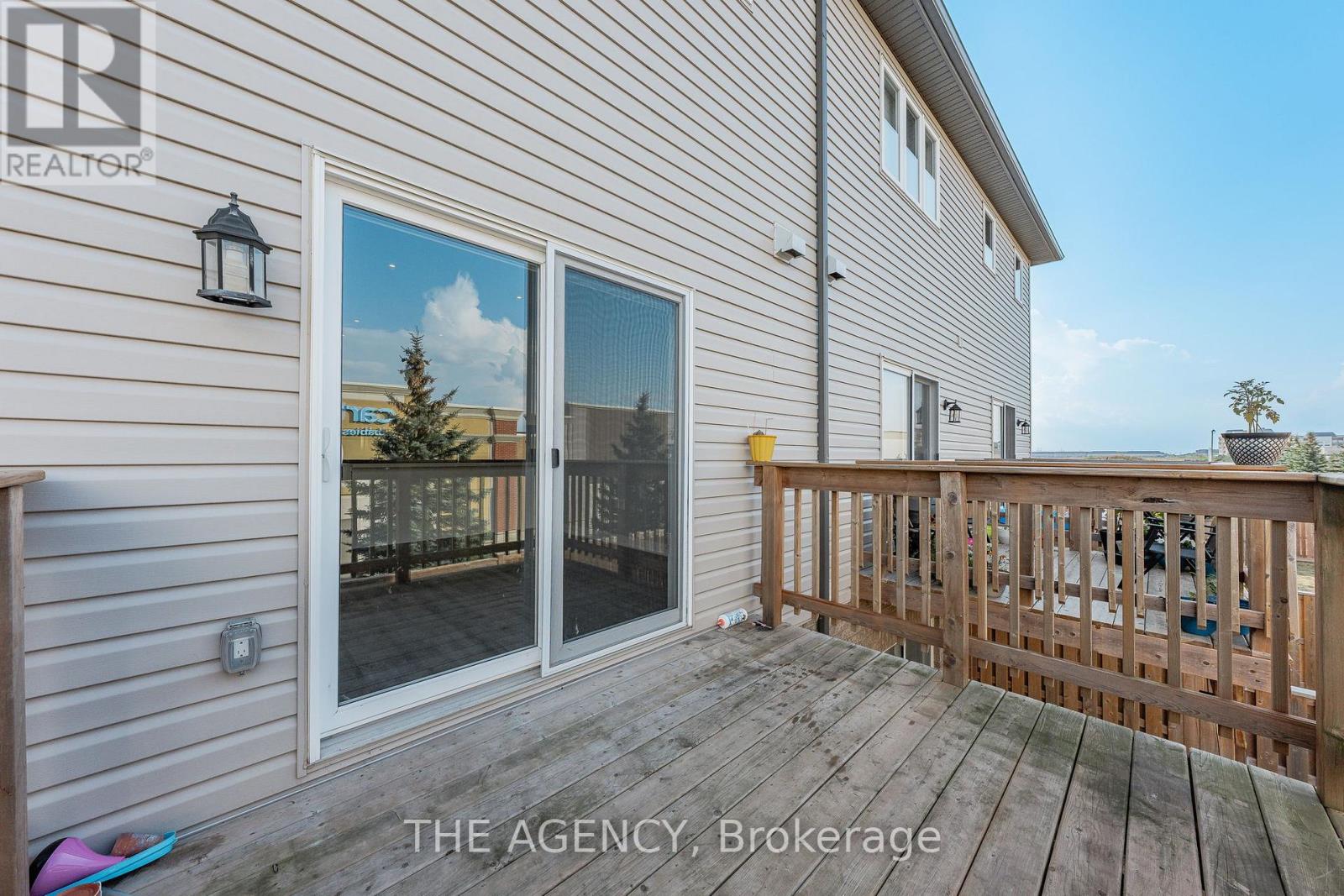 53 Aquarius Crescent, Hamilton, Ontario  L0R 1P0 - Photo 41 - X12409821