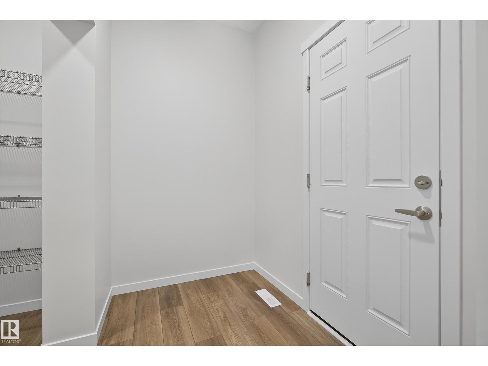 20723 24 Av Nw, Edmonton, Alberta  T6M 2C4 - Photo 11 - E4460175