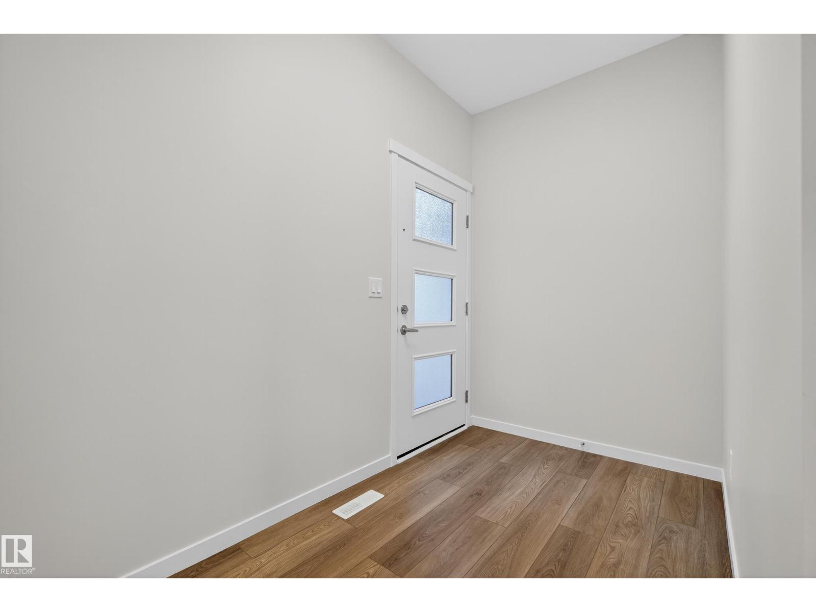 20723 24 Av Nw, Edmonton, Alberta  T6M 2C4 - Photo 9 - E4460175