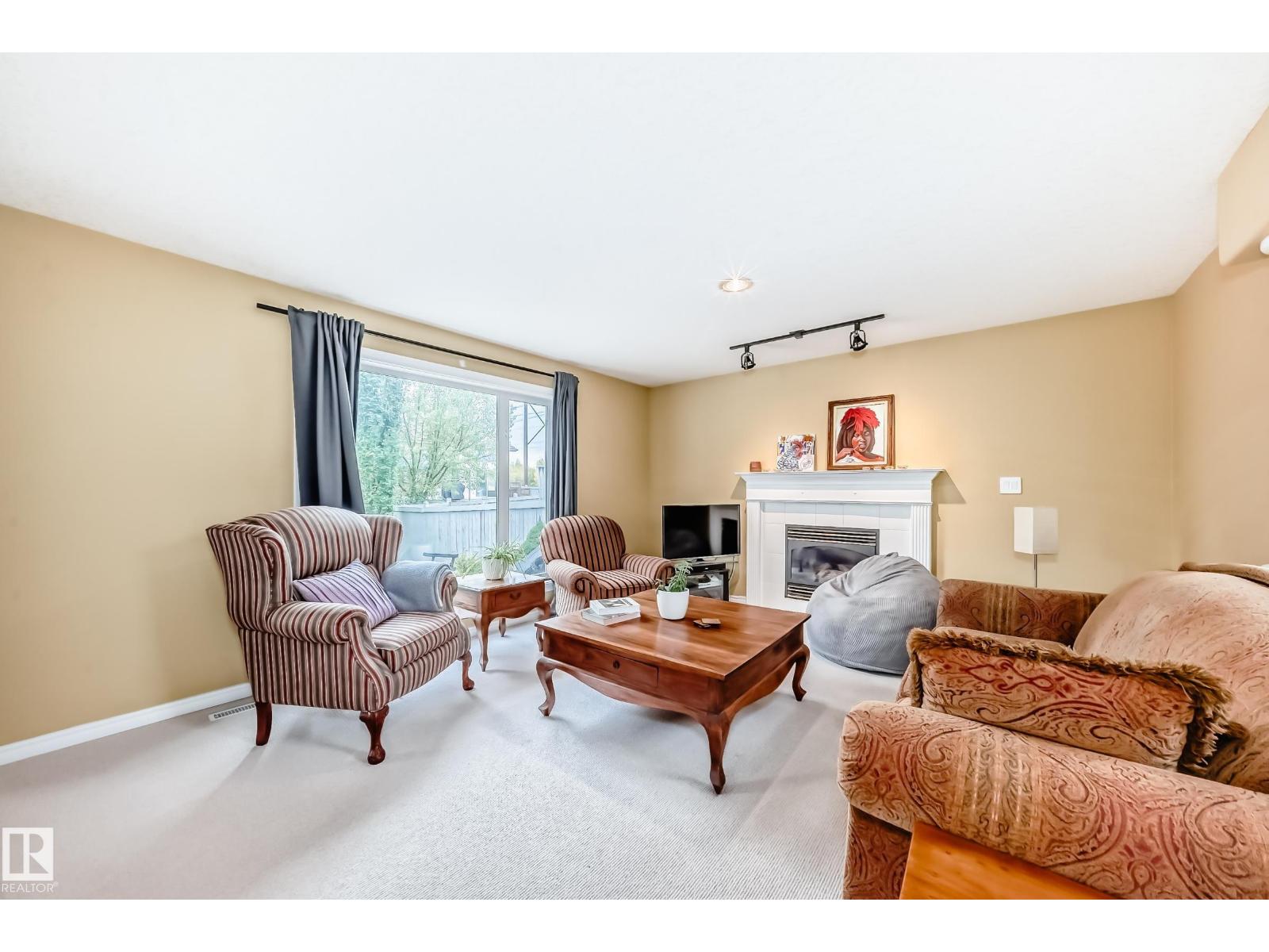 1173 Carter Crest Rd Nw Nw, Edmonton, Alberta  T6R 2L8 - Photo 5 - E4460177
