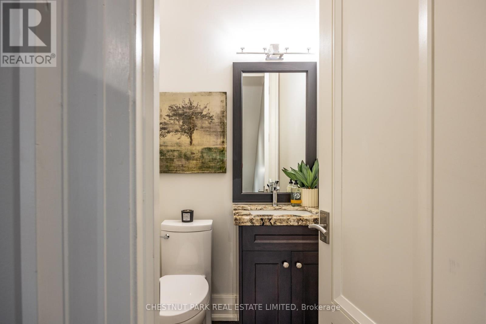 322 Woburn Avenue, Toronto, Ontario  M5M 1L2 - Photo 9 - C12433742