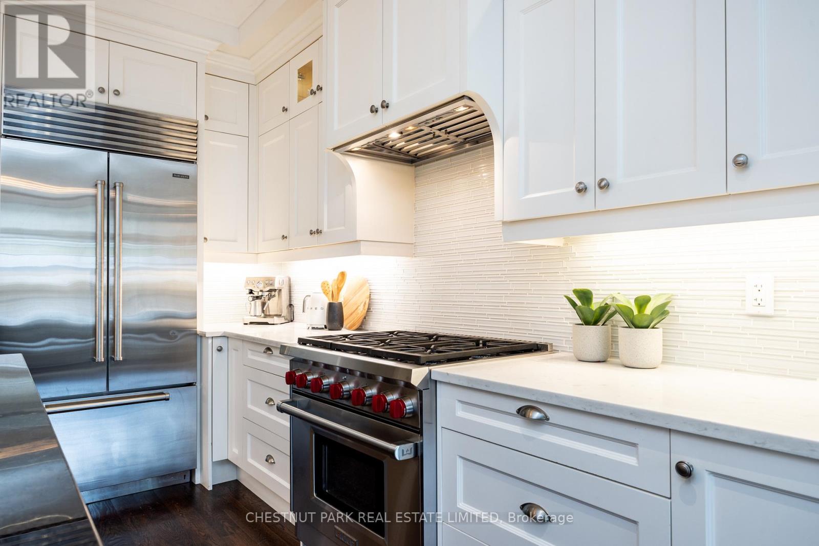 322 Woburn Avenue, Toronto, Ontario  M5M 1L2 - Photo 14 - C12433742