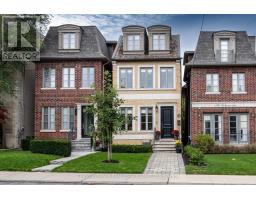 322 WOBURN AVENUE, Toronto, Ontario