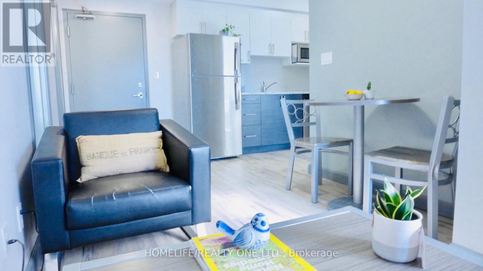 1153 - 258a Sunview Street, Waterloo, Ontario  N2L 3V9 - Photo 3 - X12436311