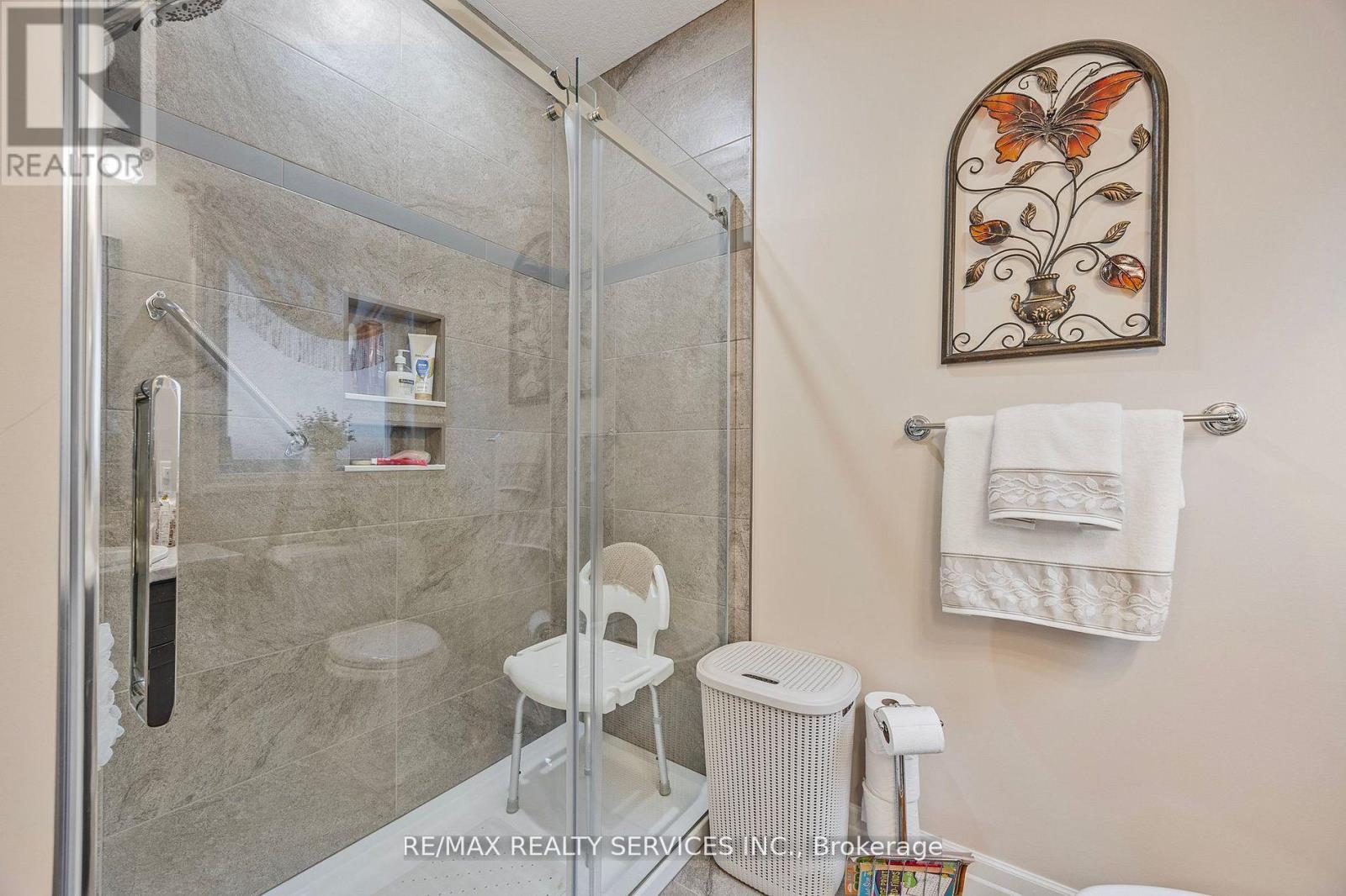 255 Rogers Road, North Perth, Ontario  N4W 0H3 - Photo 33 - X12436376
