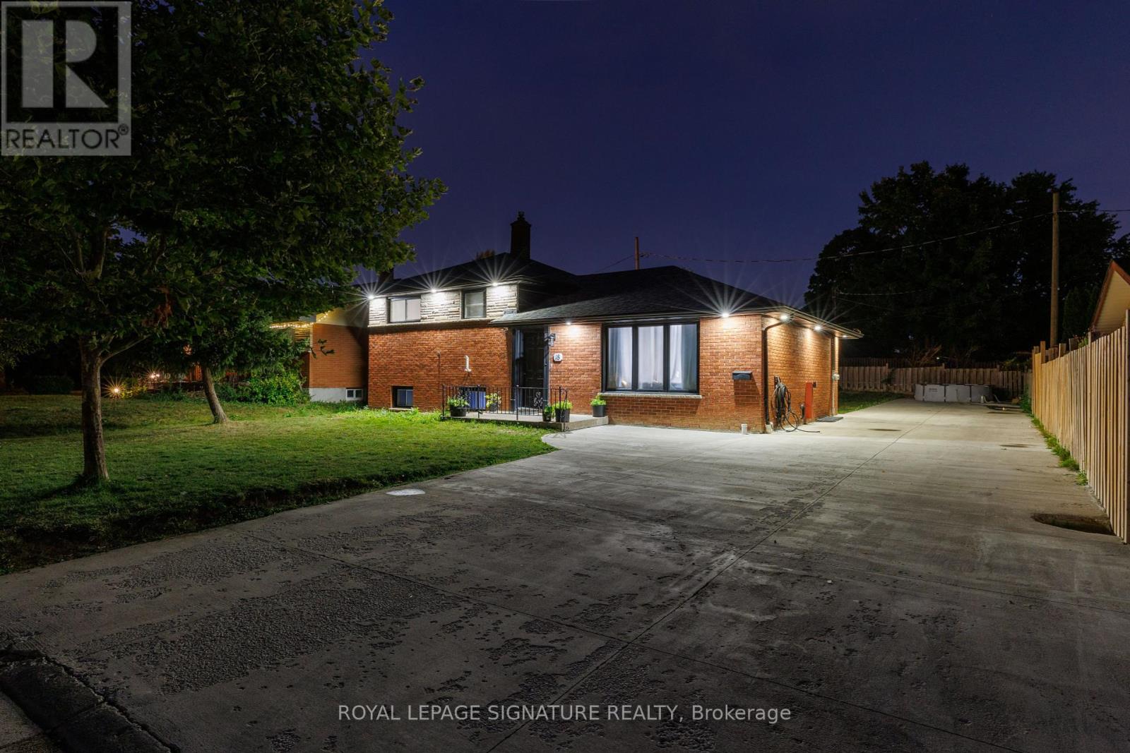 18 Silverdale Crescent, London South, Ontario  N5Z 4A4 - Photo 33 - X12436388