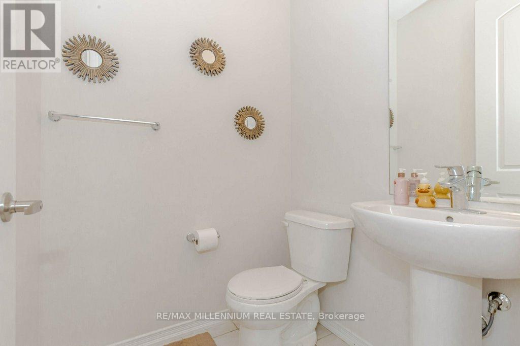 31 - 8273 Tulip Tree Drive, Niagara Falls, Ontario  L2H 3S8 - Photo 20 - X12436436