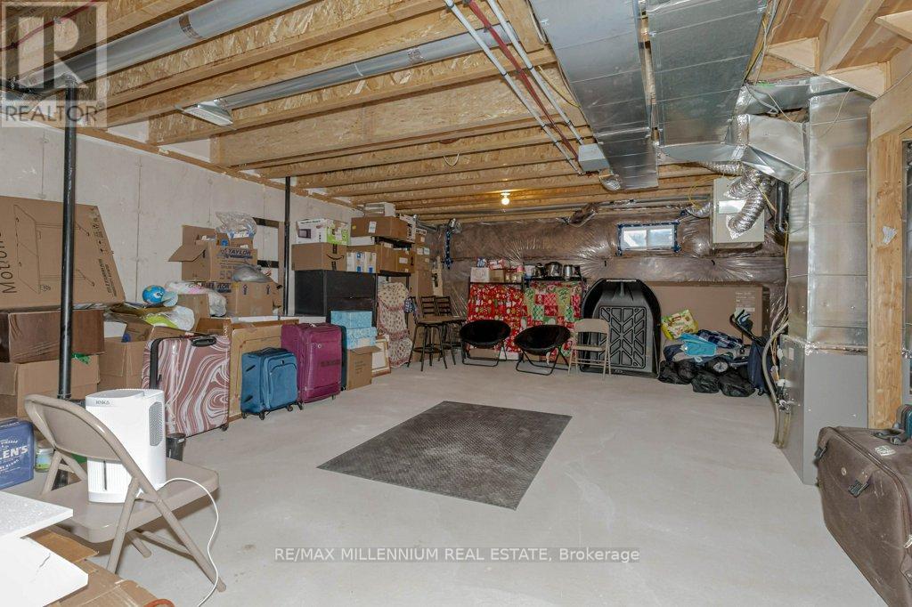 31 - 8273 Tulip Tree Drive, Niagara Falls, Ontario  L2H 3S8 - Photo 36 - X12436436