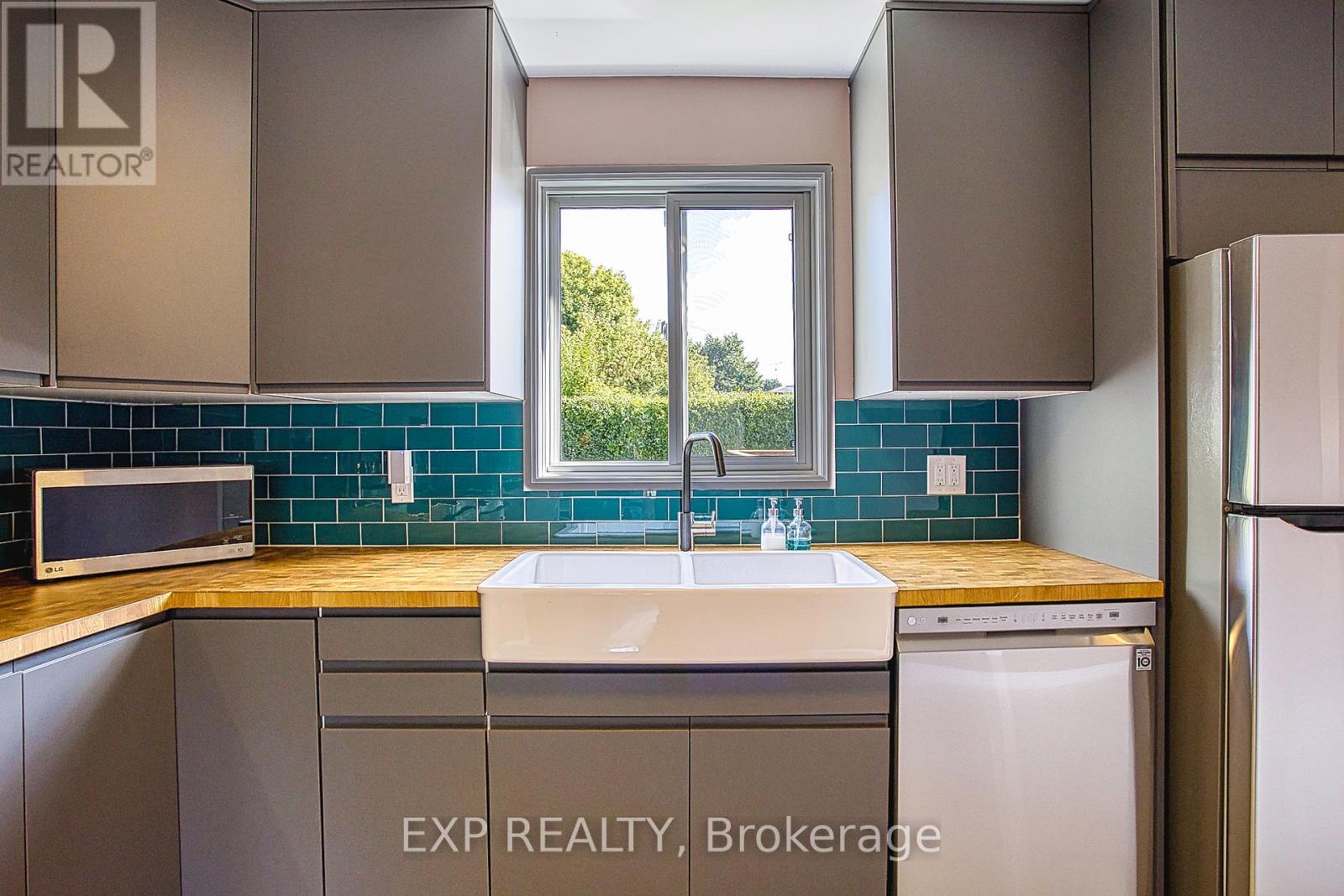 112 Arthur Street, St. Catharines, Ontario  L2M 1H7 - Photo 14 - X12436440