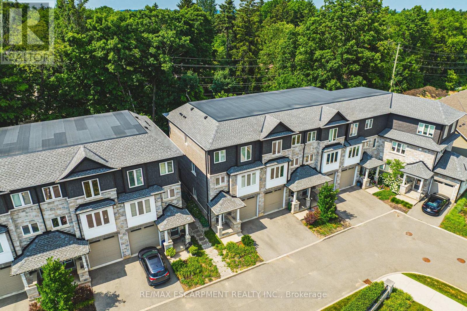 6 - 111 Wilson Street E, Hamilton, Ontario  L9B 2G7 - Photo 34 - X12436453