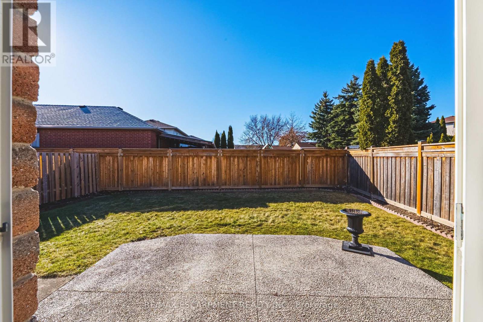 103 Broughton Avenue, Hamilton, Ontario  L8W 3S7 - Photo 37 - X12436490
