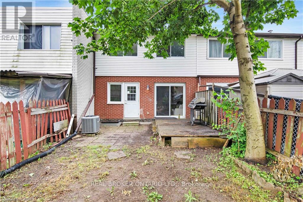 60 Charles Best Place, Kitchener, Ontario  N2M 5A3 - Photo 20 - X12436493