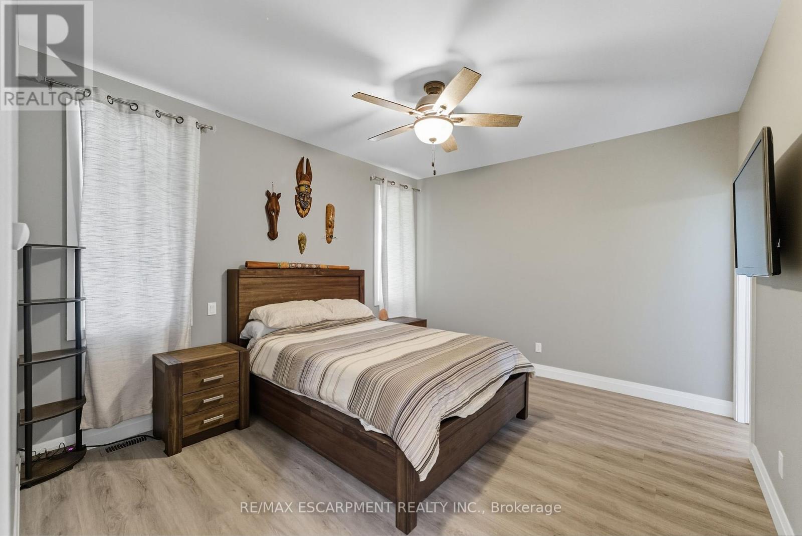 1053 Bay Street, Norfolk, Ontario  N0E 1M0 - Photo 17 - X12436524