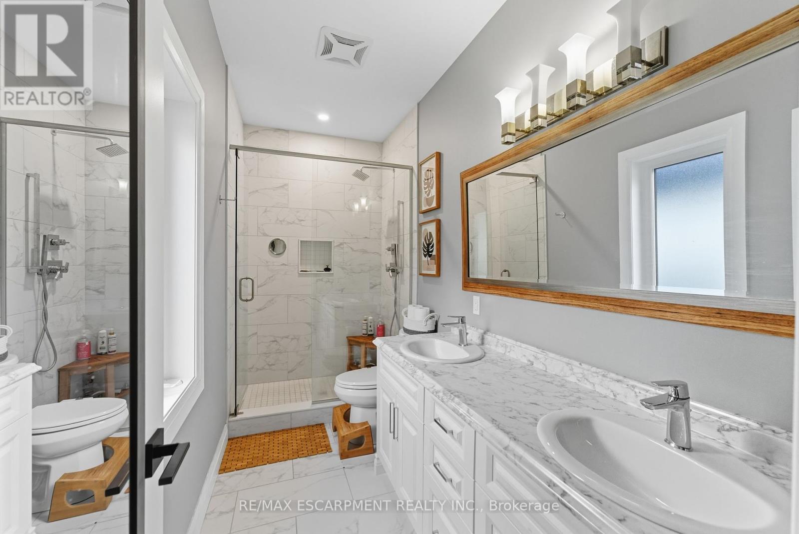 1053 Bay Street, Norfolk, Ontario  N0E 1M0 - Photo 20 - X12436524