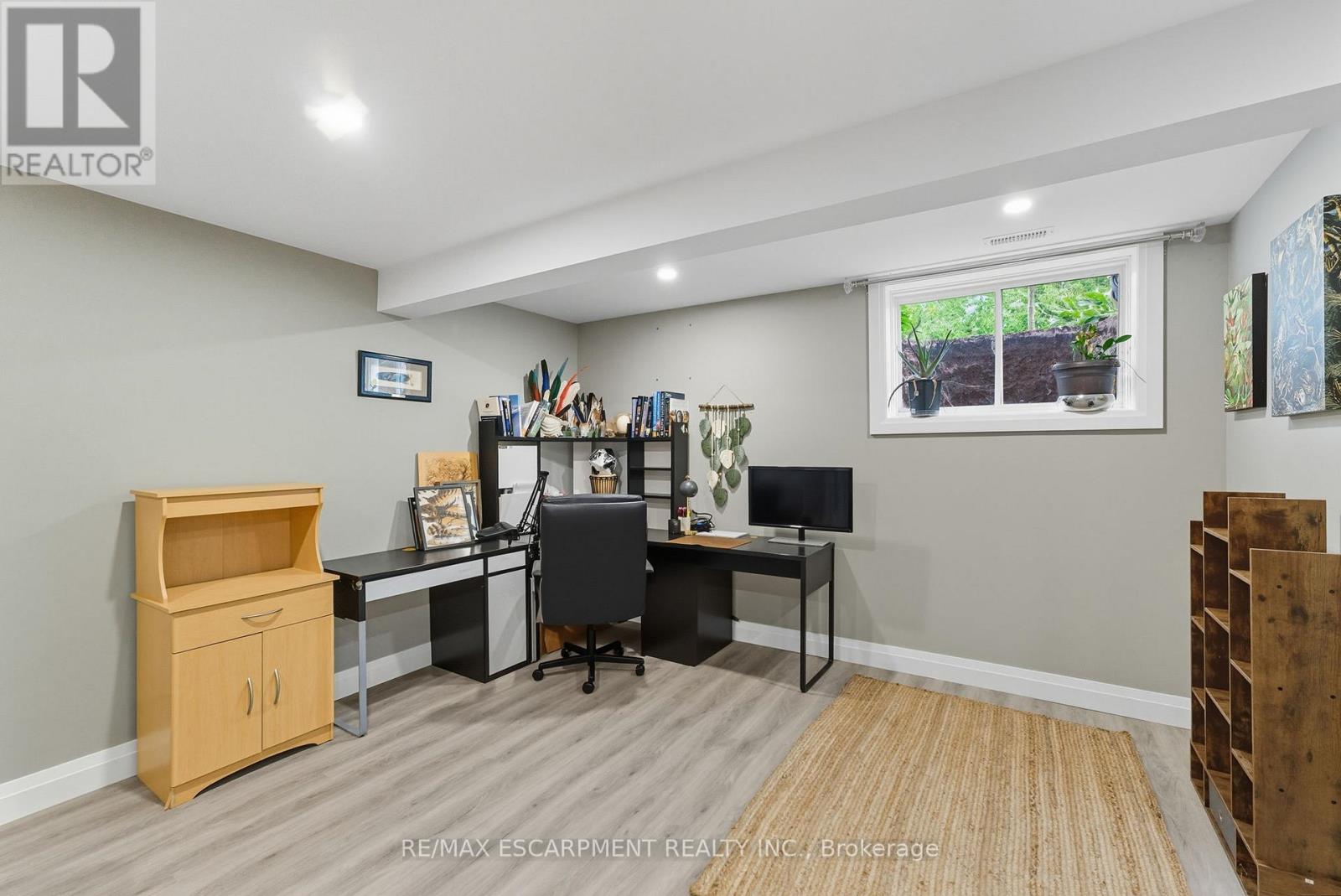 1053 Bay Street, Norfolk, Ontario  N0E 1M0 - Photo 26 - X12436524
