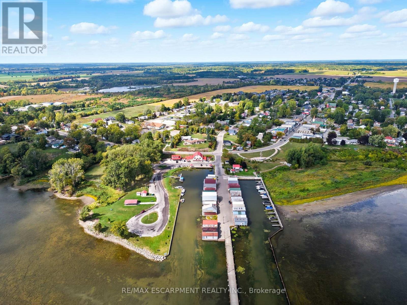 1053 Bay Street, Norfolk, Ontario  N0E 1M0 - Photo 45 - X12436524