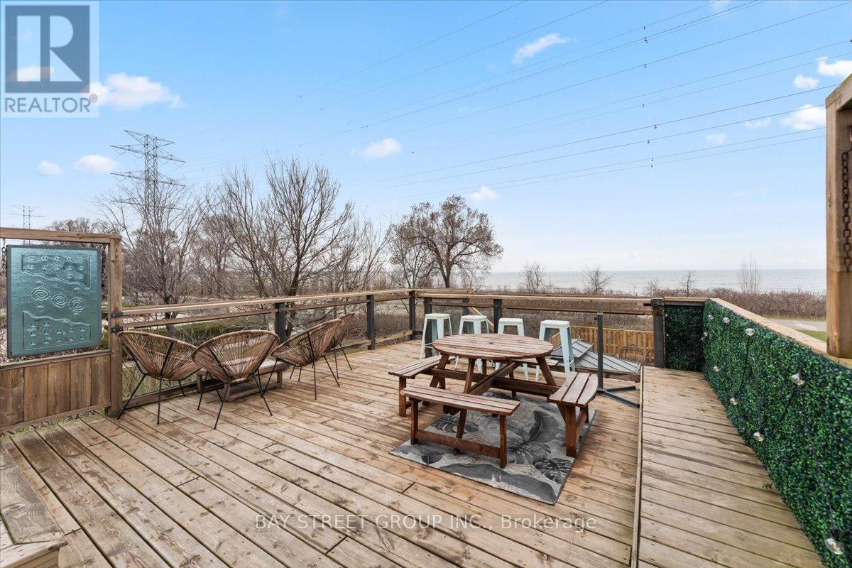 1019 Beach Boulevard, Hamilton, Ontario  L8H 6Z8 - Photo 31 - X12436557