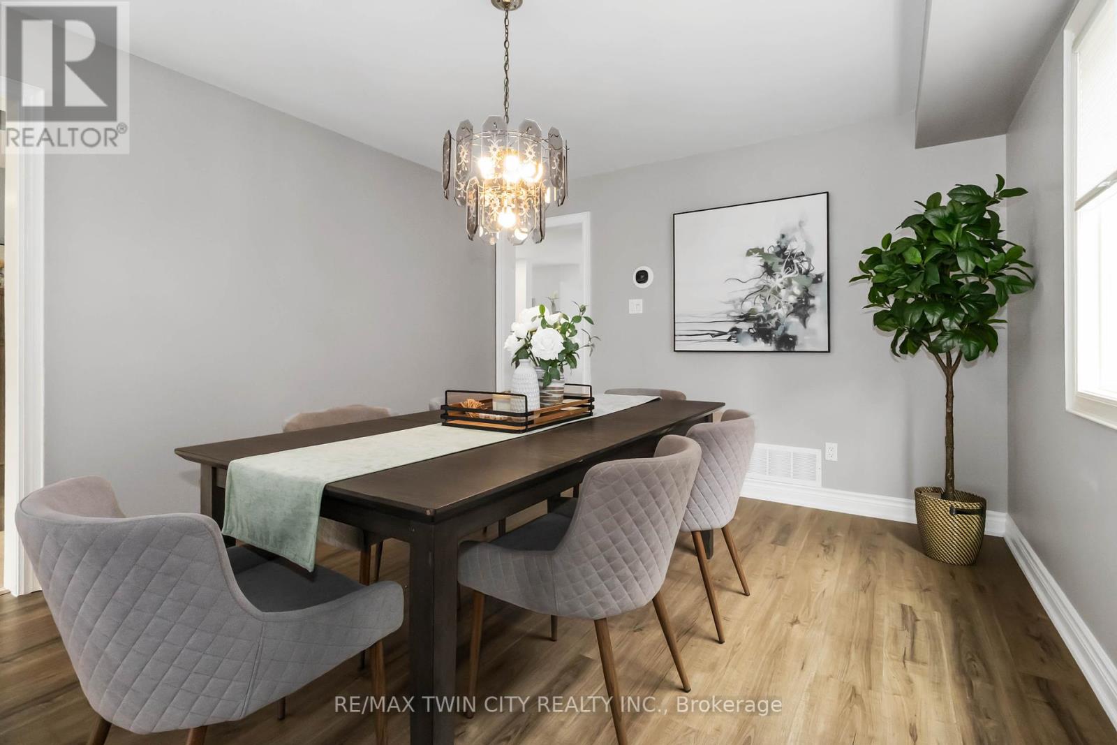 275 Granite Hill Road, Cambridge, Ontario  N1T 1V8 - Photo 6 - X12436564