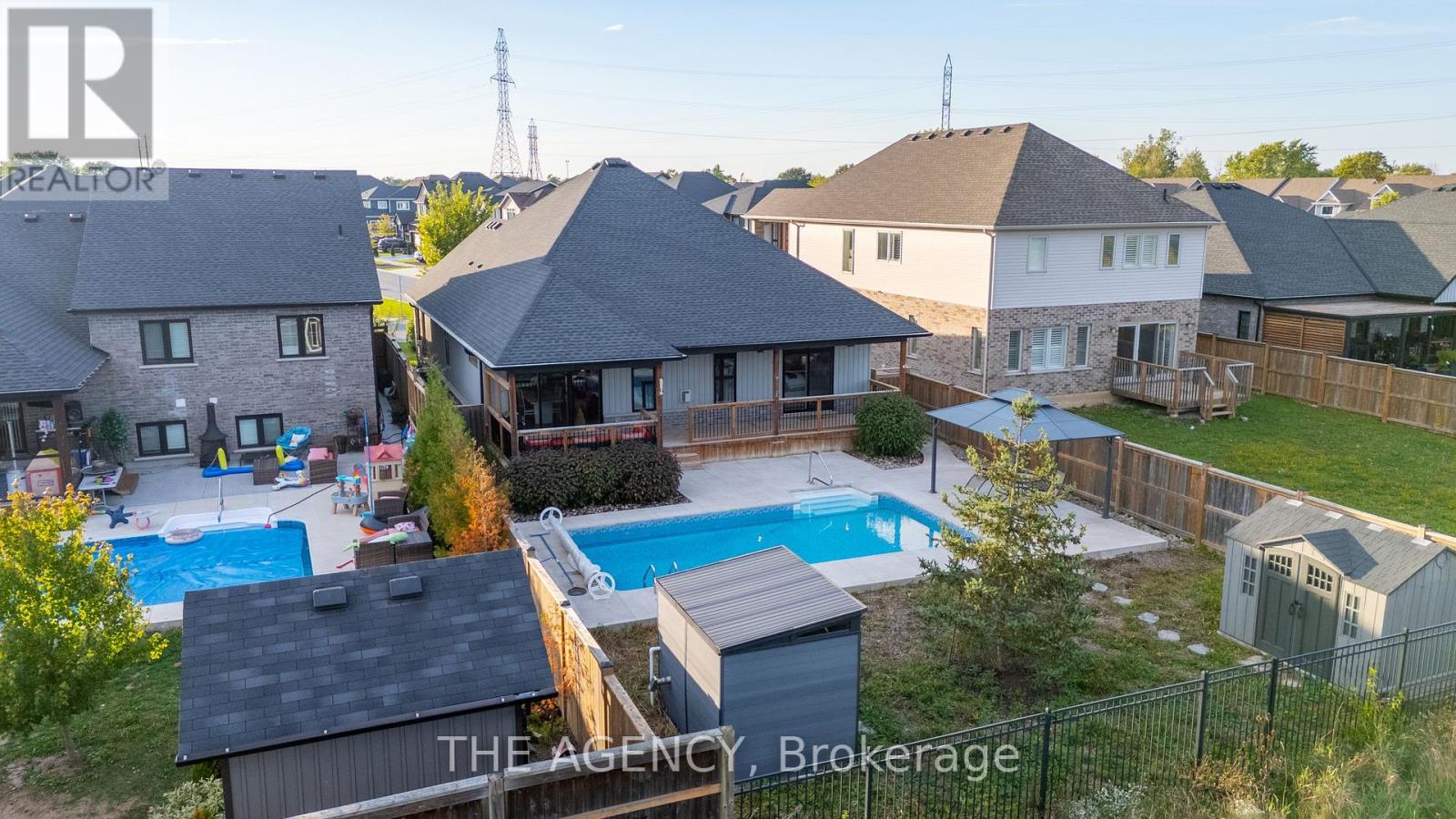 212 Viger Drive, Welland, Ontario  L3B 1A5 - Photo 47 - X12436573