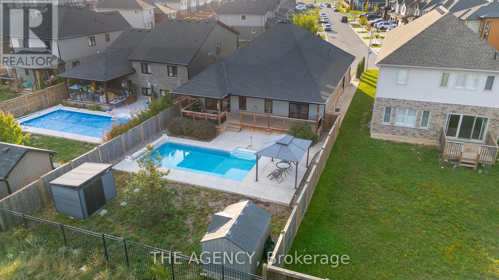 212 Viger Drive, Welland, Ontario  L3B 1A5 - Photo 48 - X12436573