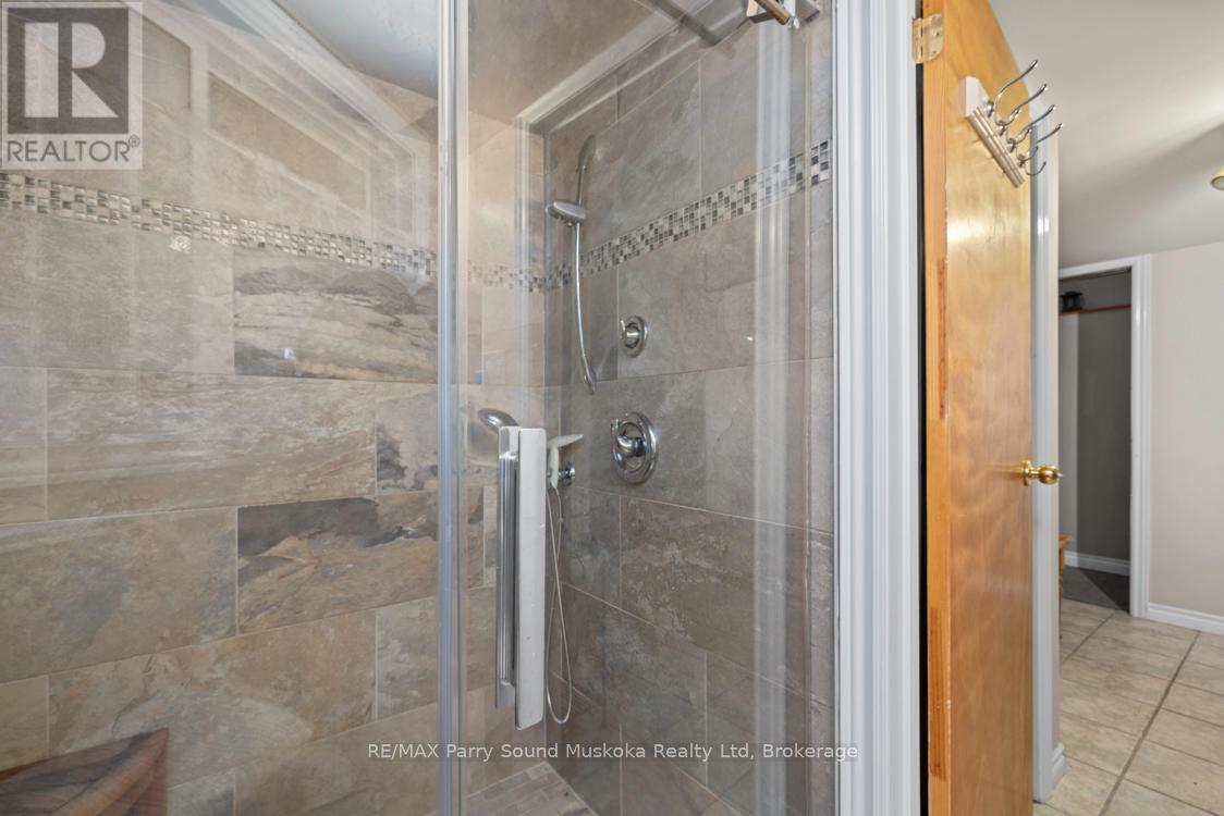 252 Burnett's Road, Mckellar, Ontario  P2A 0B5 - Photo 37 - X12432027