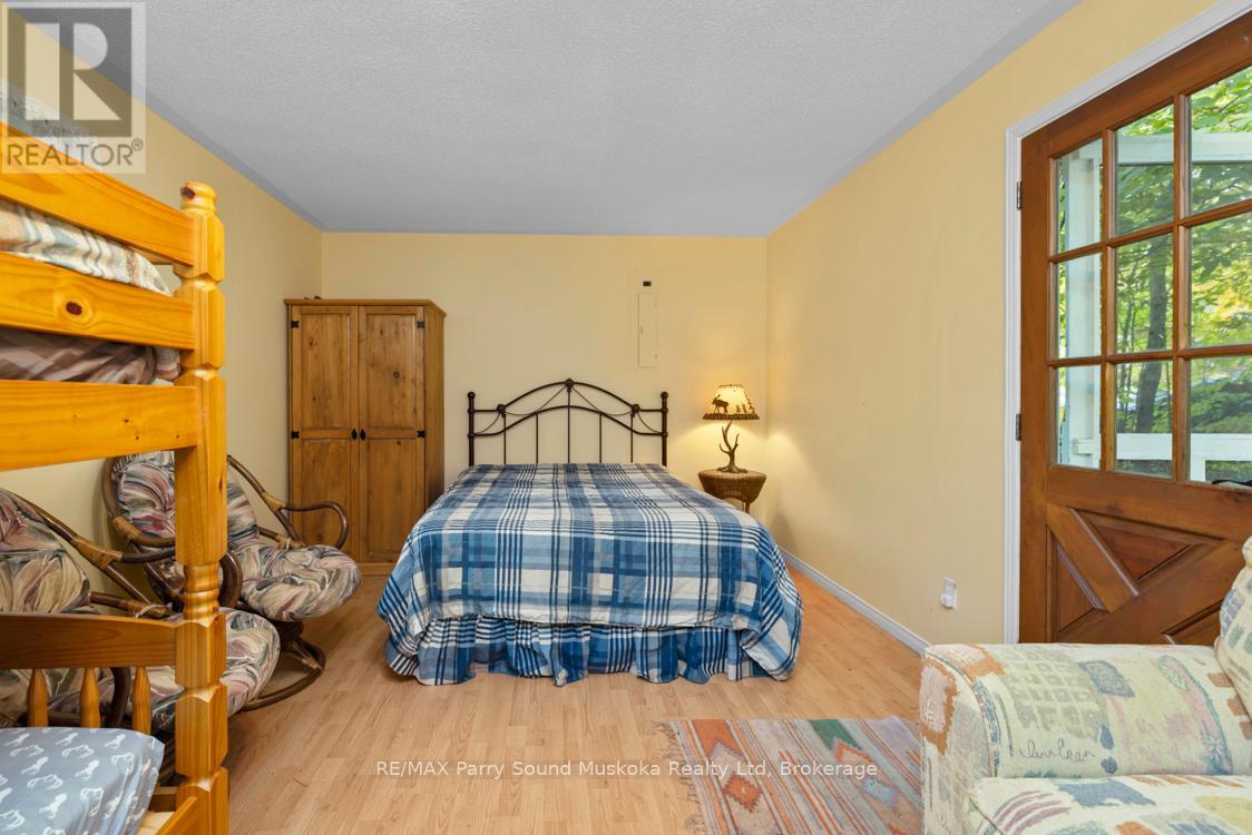 252 Burnett's Road, Mckellar, Ontario  P2A 0B5 - Photo 40 - X12432027