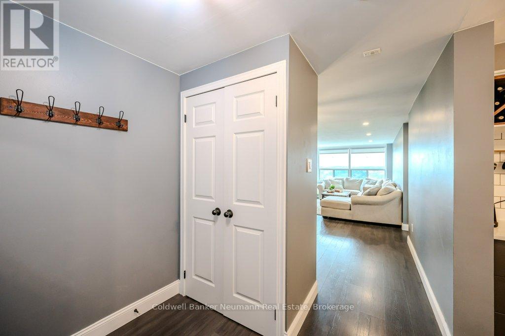1206 - 55 Green Valley Drive, Kitchener, Ontario  N2P 1Z6 - Photo 5 - X12436327