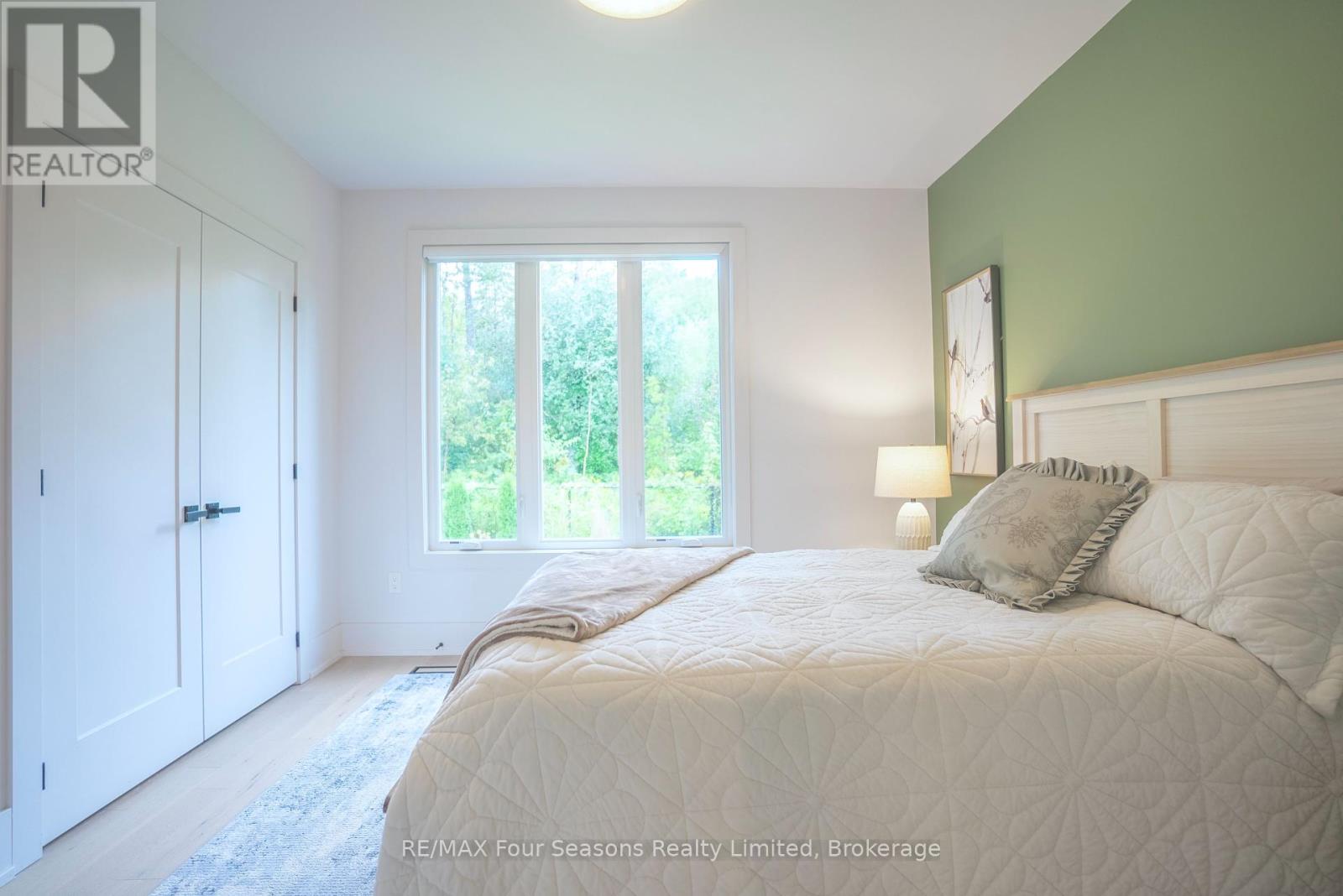 102 Goldie Court, Blue Mountains, Ontario  N0H 1J0 - Photo 22 - X12388181