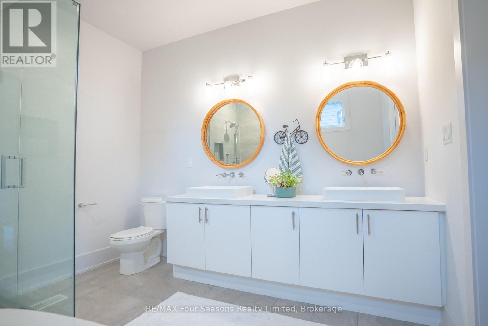 102 Goldie Court, Blue Mountains, Ontario  N0H 1J0 - Photo 24 - X12388181