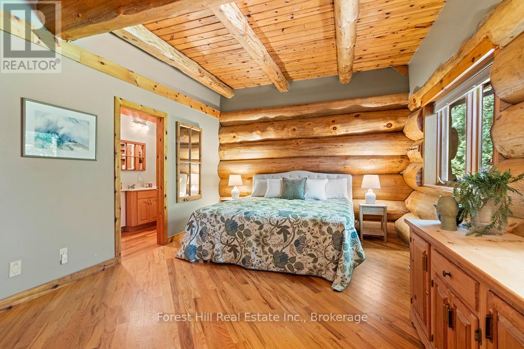 520251 Thistlewood Road, West Grey, Ontario  N0C 1H0 - Photo 20 - X12421346