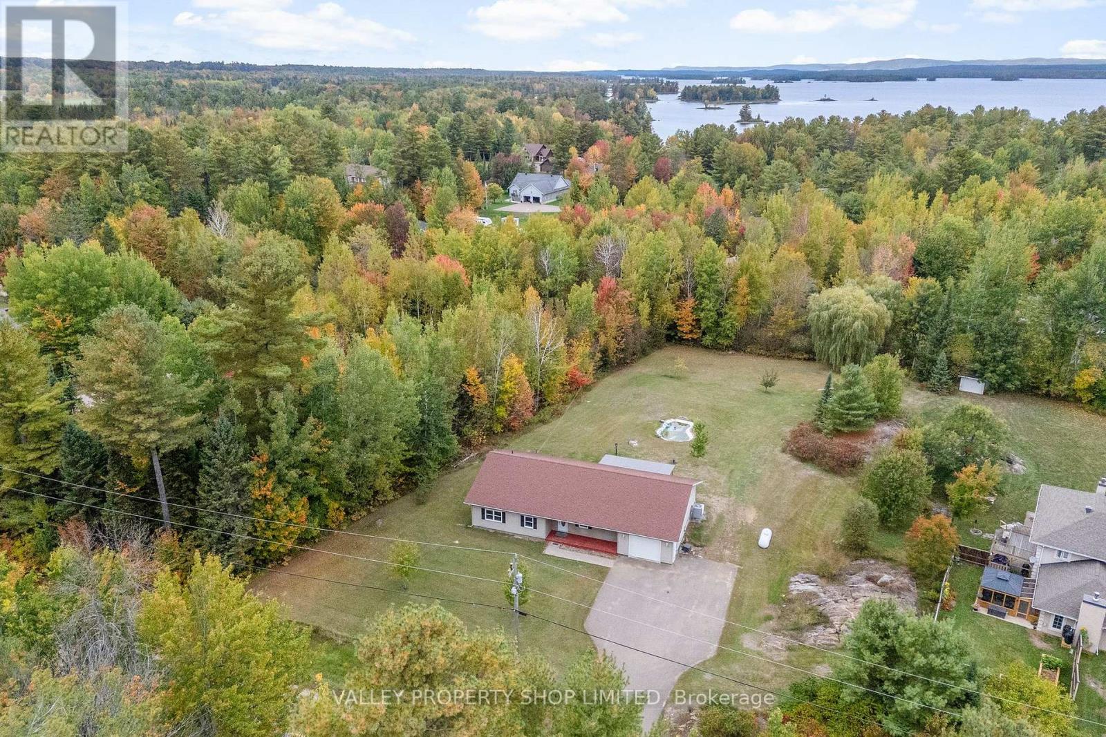 367 Radtke Road, Petawawa, Ontario  K8A 6W7 - Photo 3 - X12436673