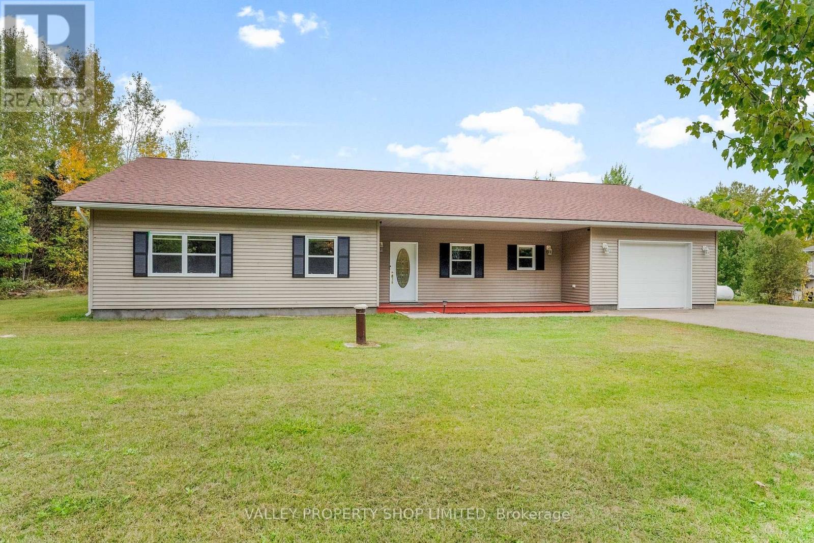 367 Radtke Road, Petawawa, Ontario  K8A 6W7 - Photo 37 - X12436673