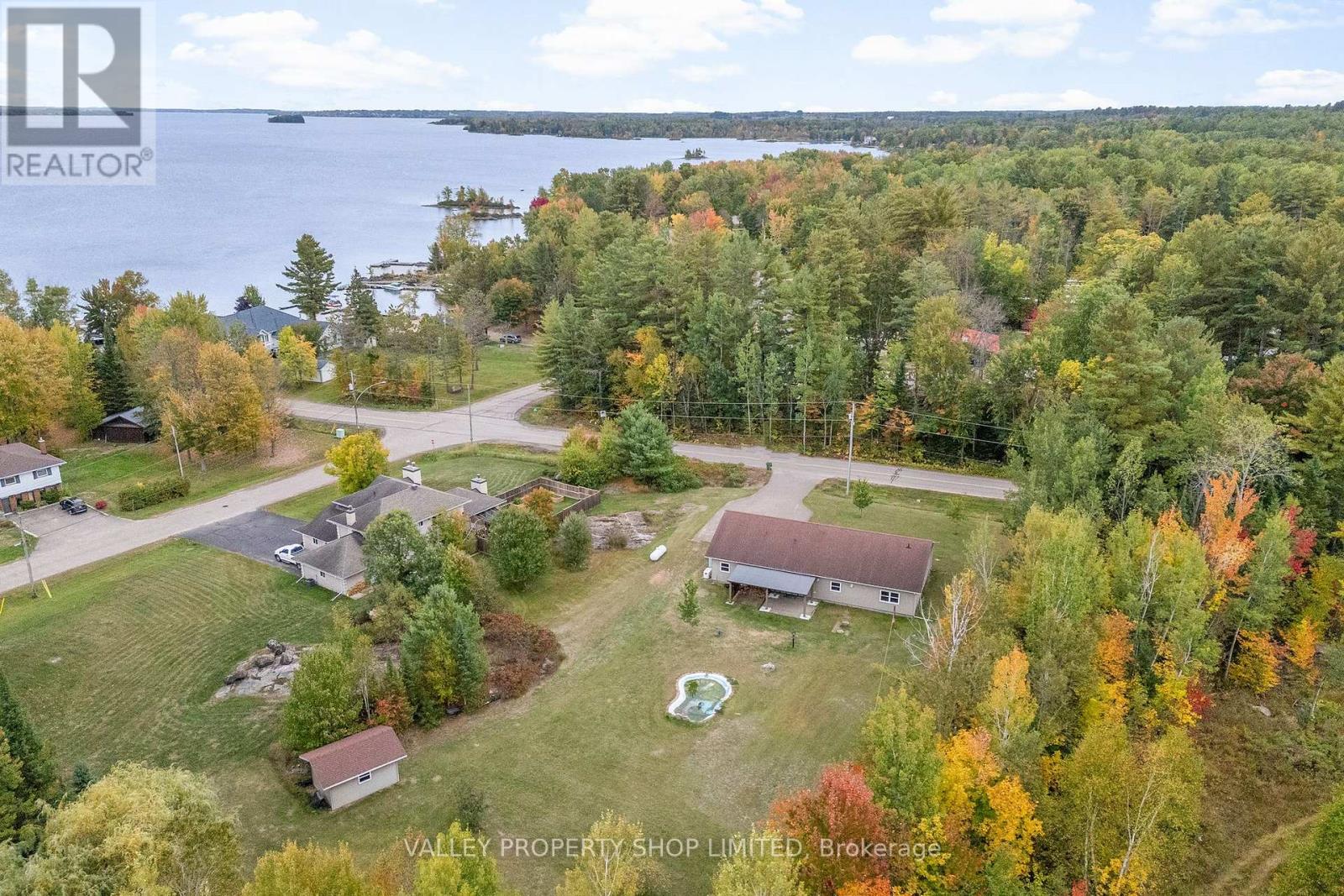 367 Radtke Road, Petawawa, Ontario  K8A 6W7 - Photo 4 - X12436673