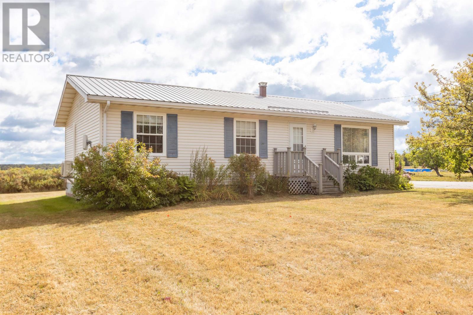 3592 Trans Canada Hwy, South Pinette, Prince Edward Island  C0A 1R0 - Photo 2 - 202523323
