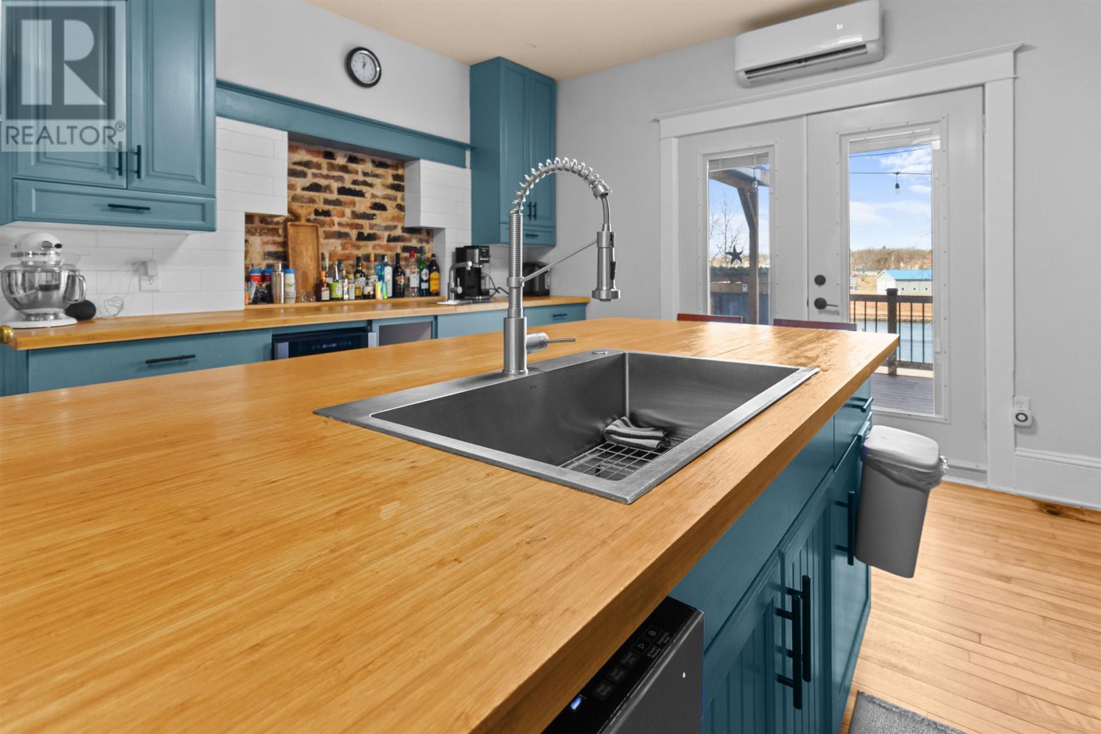 9457 Main Street, Murray River, Prince Edward Island  C0A 1W0 - Photo 6 - 202524730