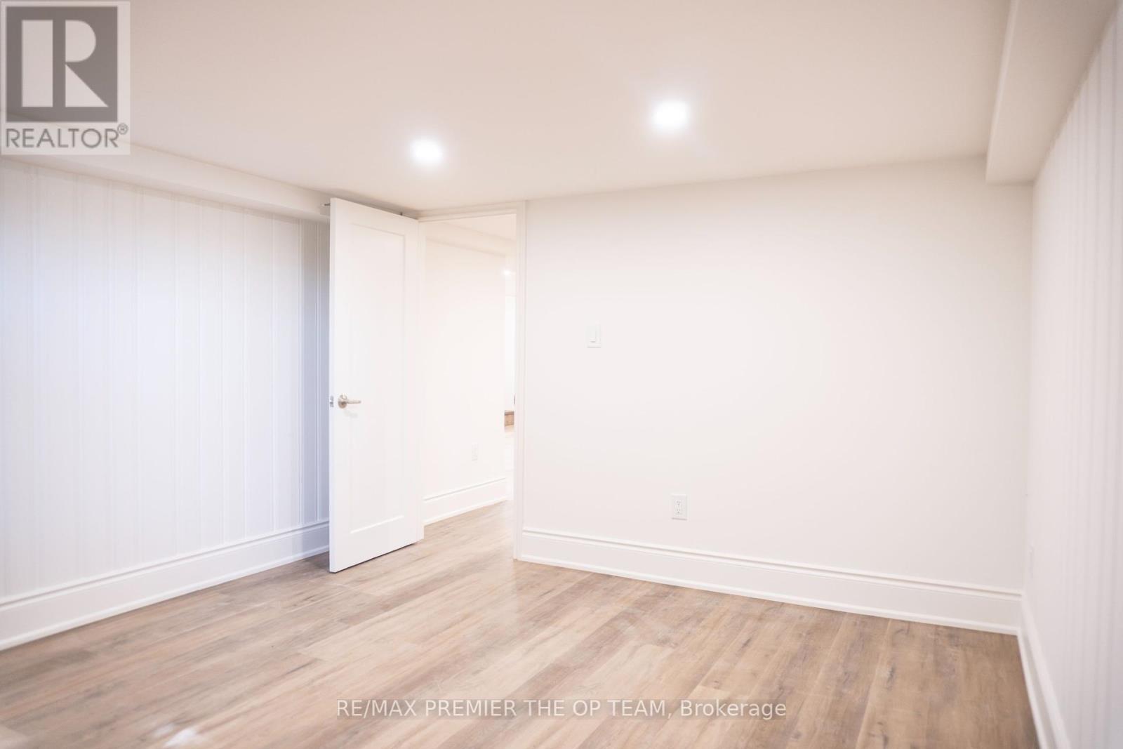 148 Martin Grove Road, Toronto, Ontario  M9B 4K9 - Photo 31 - W12434802