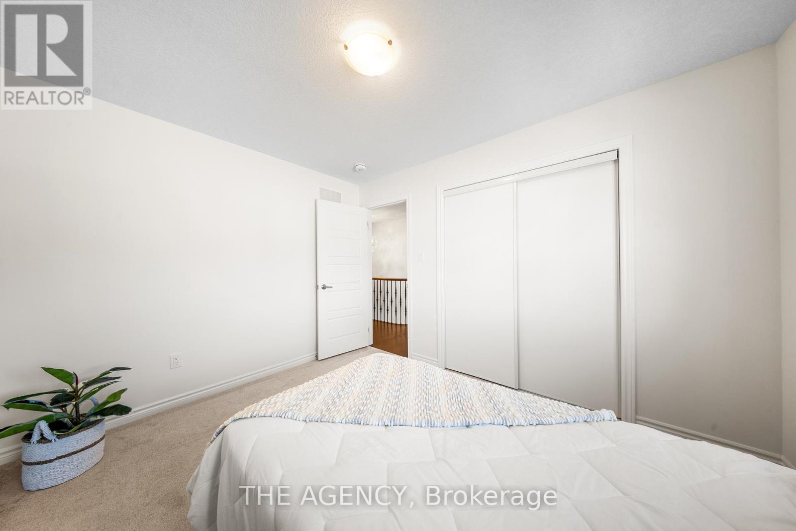 1 Bee Crescent, Brantford, Ontario  N3T 0V7 - Photo 31 - X12433970
