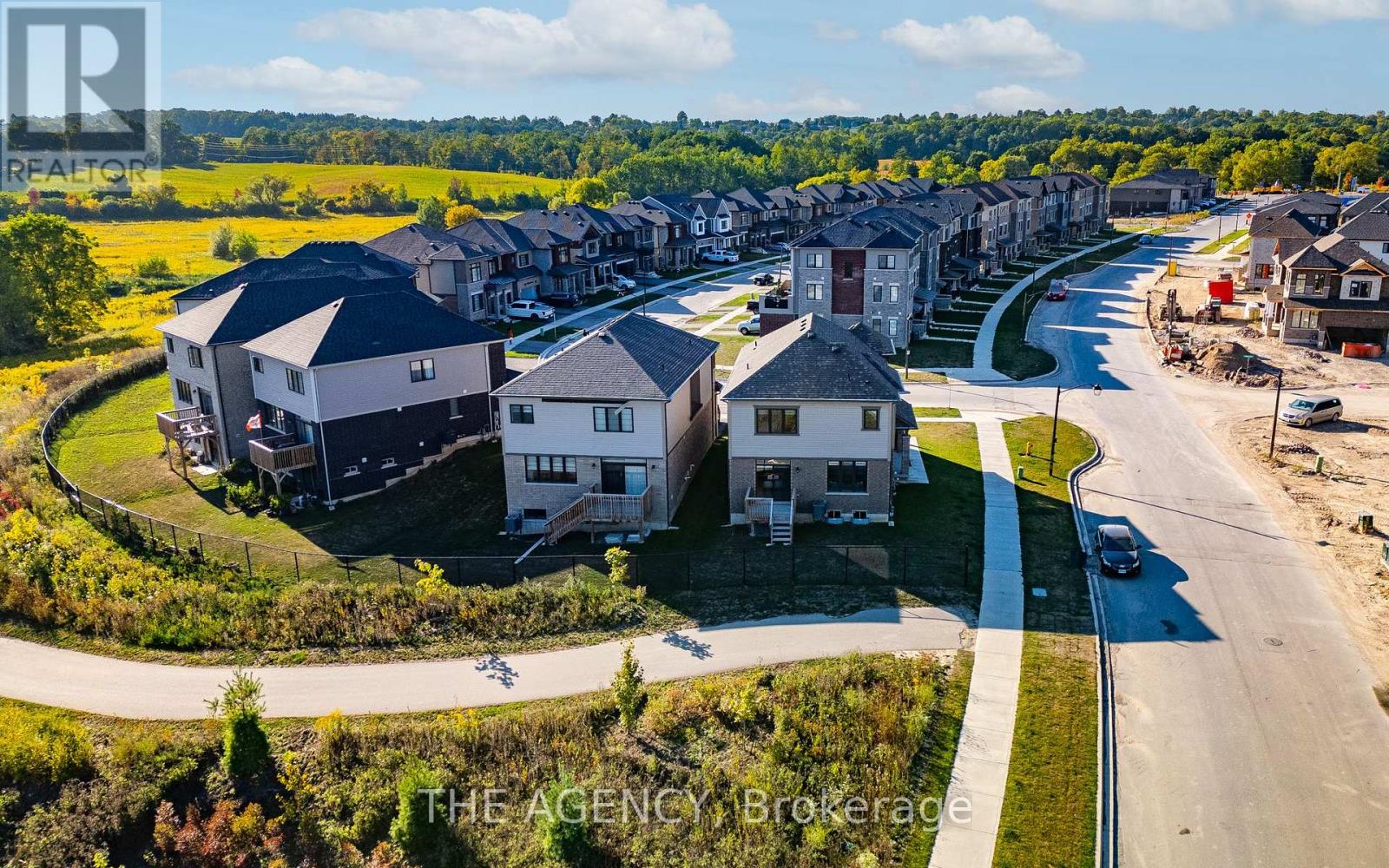 1 Bee Crescent, Brantford, Ontario  N3T 0V7 - Photo 47 - X12433970