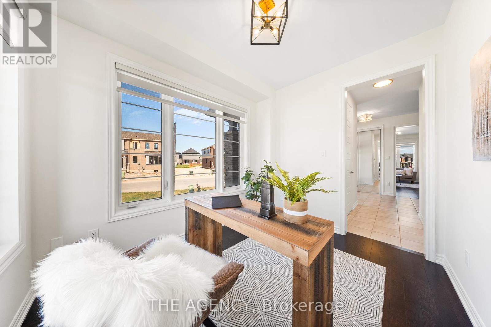 1 Bee Crescent, Brantford, Ontario  N3T 0V7 - Photo 7 - X12433970