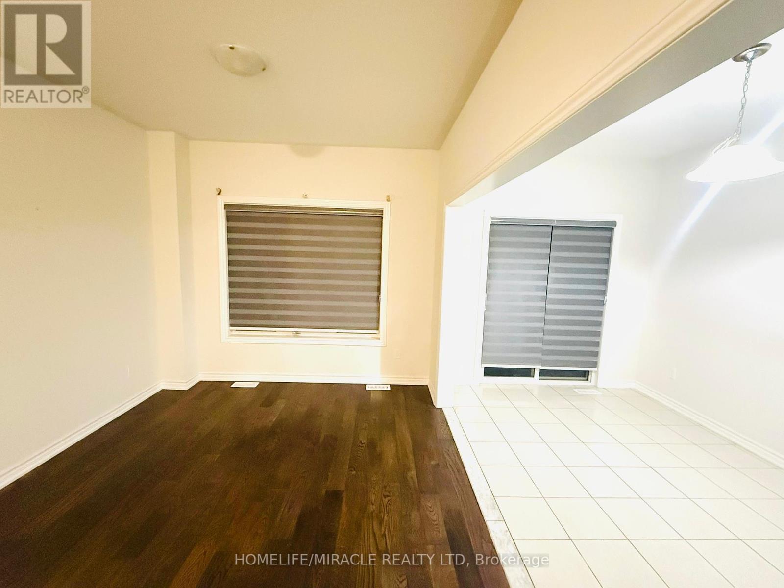 112 Baker Street N, Thorold, Ontario  L2V 0M9 - Photo 8 - X12418477