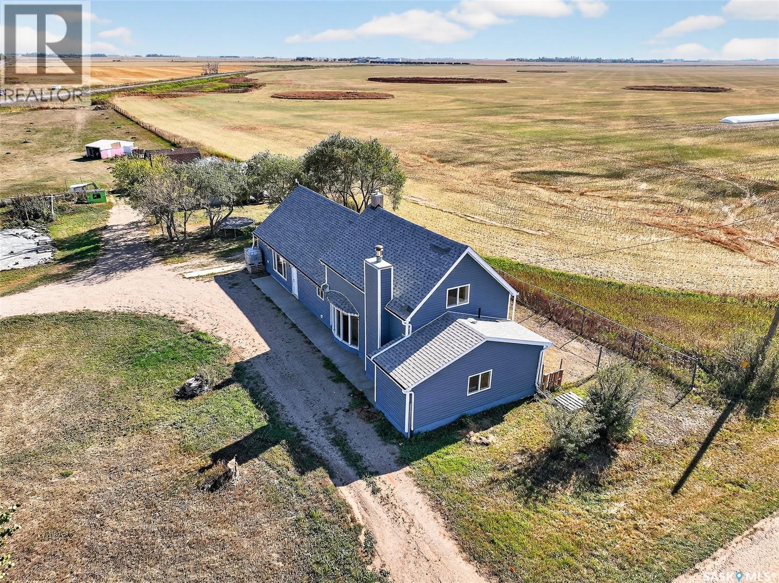 Vansnick Acreage Moose Jaw Rm #161, Moose Jaw Rm No. 161, Saskatchewan  S0H 4C0 - Photo 3 - SK019727