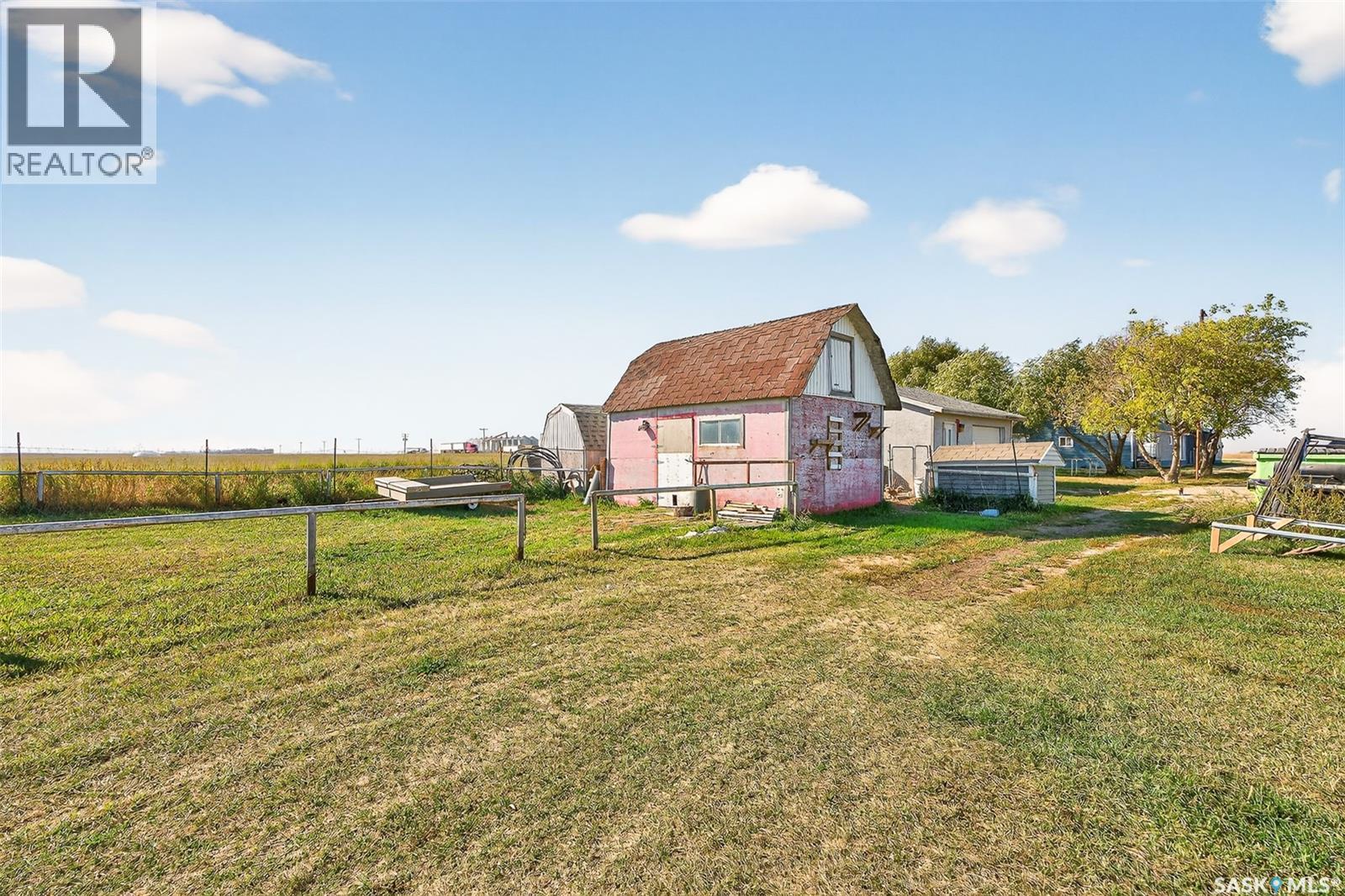 Vansnick Acreage Moose Jaw Rm #161, Moose Jaw Rm No. 161, Saskatchewan  S0H 4C0 - Photo 7 - SK019727