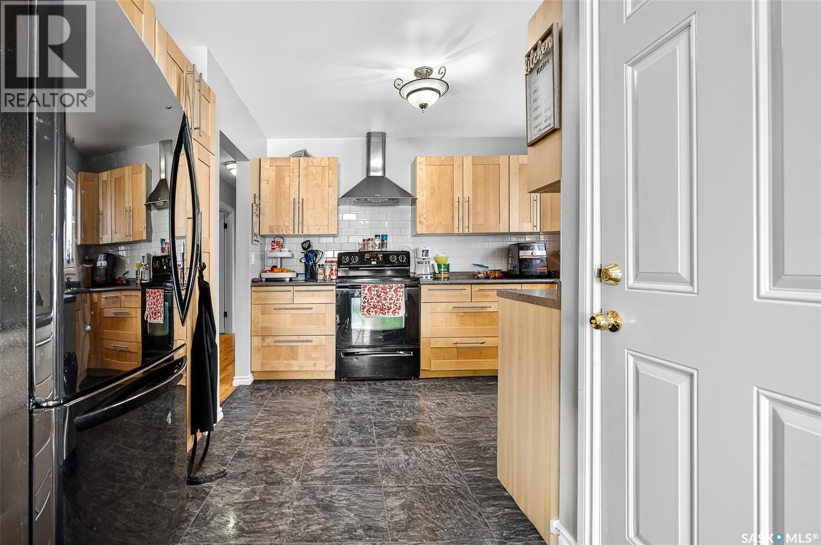 801 Vaughan Street, Moose Jaw, Saskatchewan  S6H 5N6 - Photo 12 - SK019712