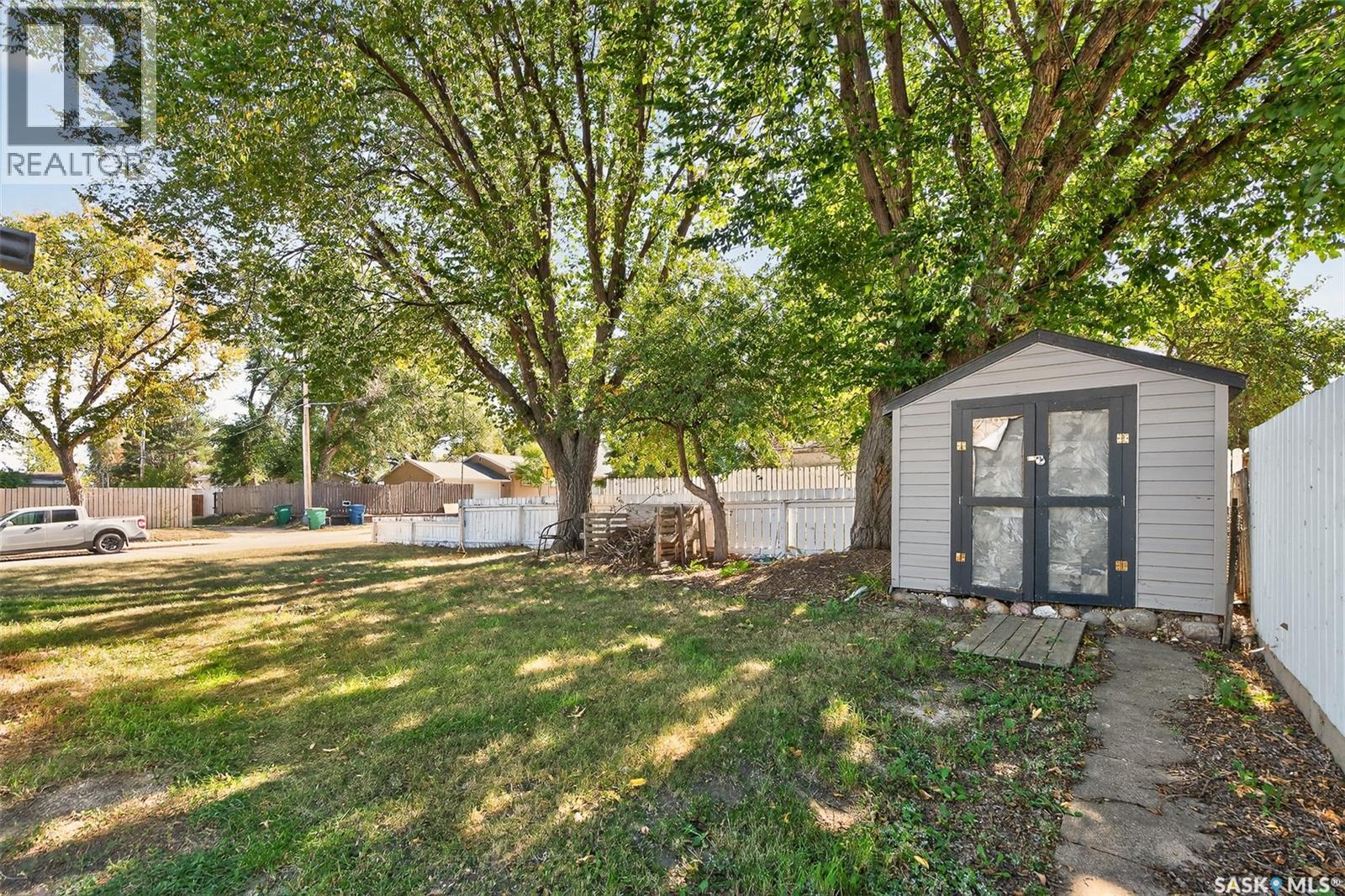 801 Vaughan Street, Moose Jaw, Saskatchewan  S6H 5N6 - Photo 44 - SK019712