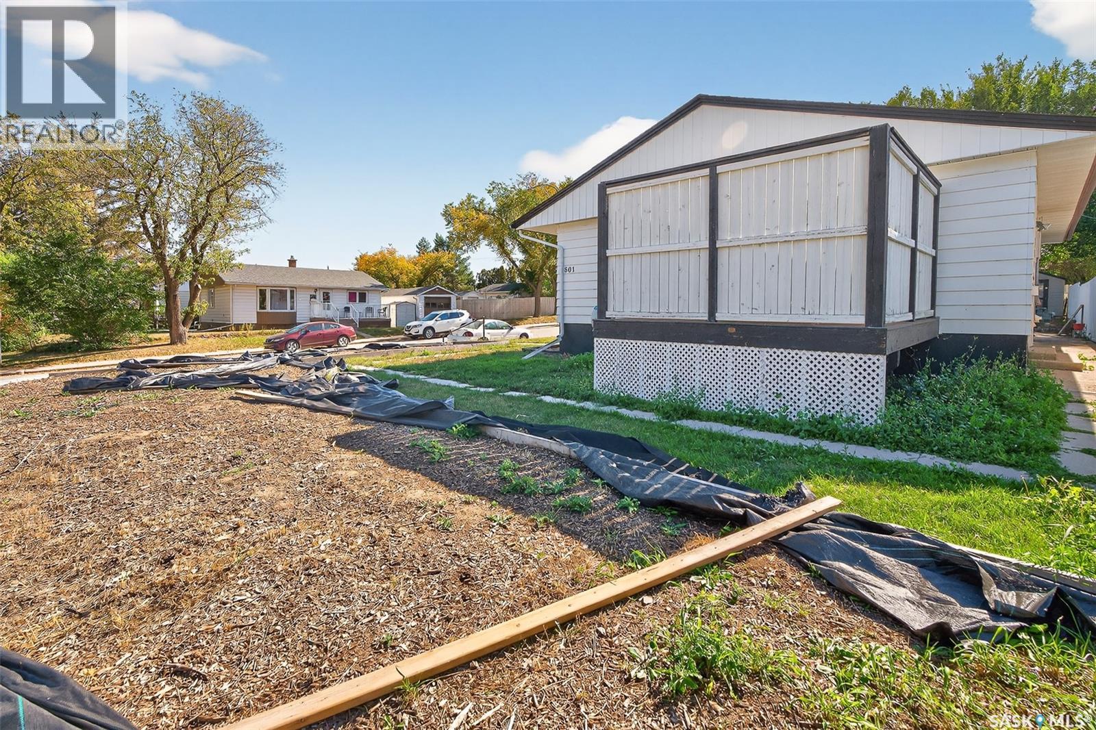 801 Vaughan Street, Moose Jaw, Saskatchewan  S6H 5N6 - Photo 47 - SK019712