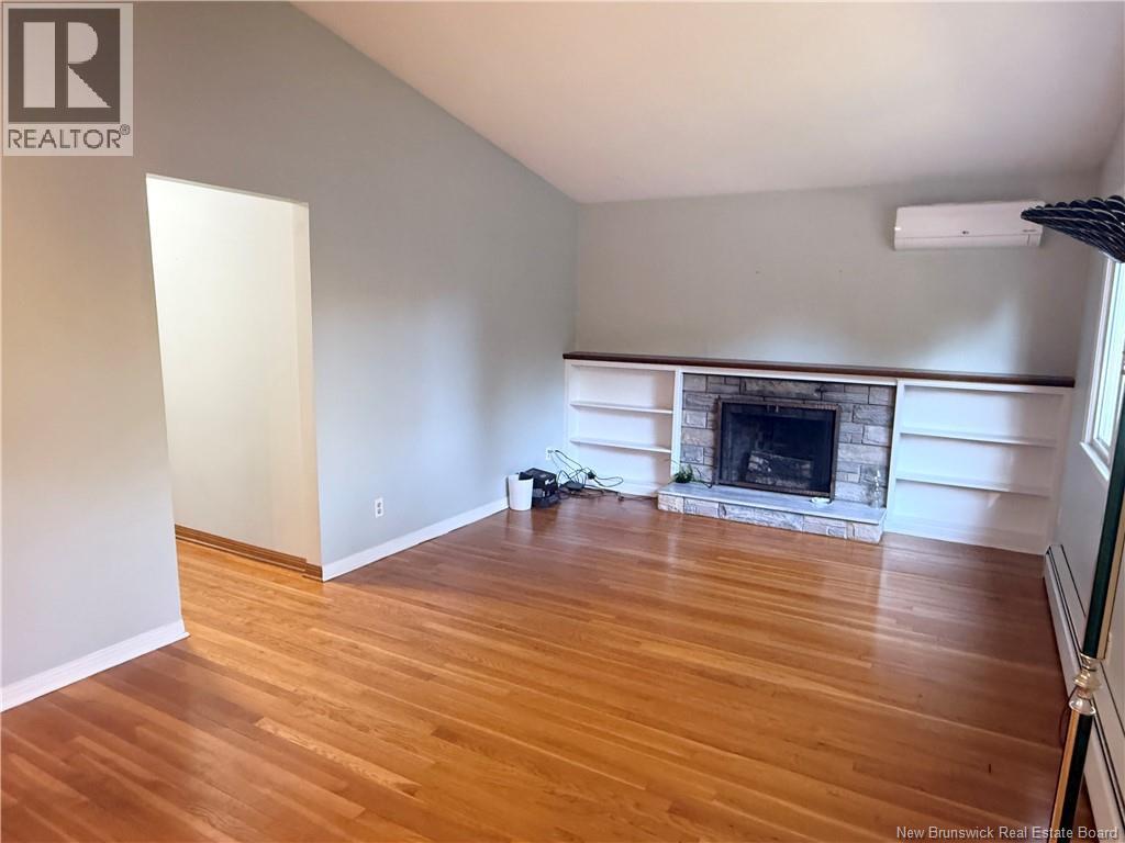 92 Gulliver Drive, Fredericton, New Brunswick  E3A 3C5 - Photo 3 - NB127553